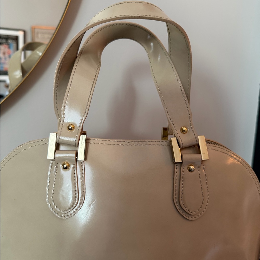 Arcadia Beige Patent Leather Dome Satchel Gold Hardware Italy - Picture 2 of 7